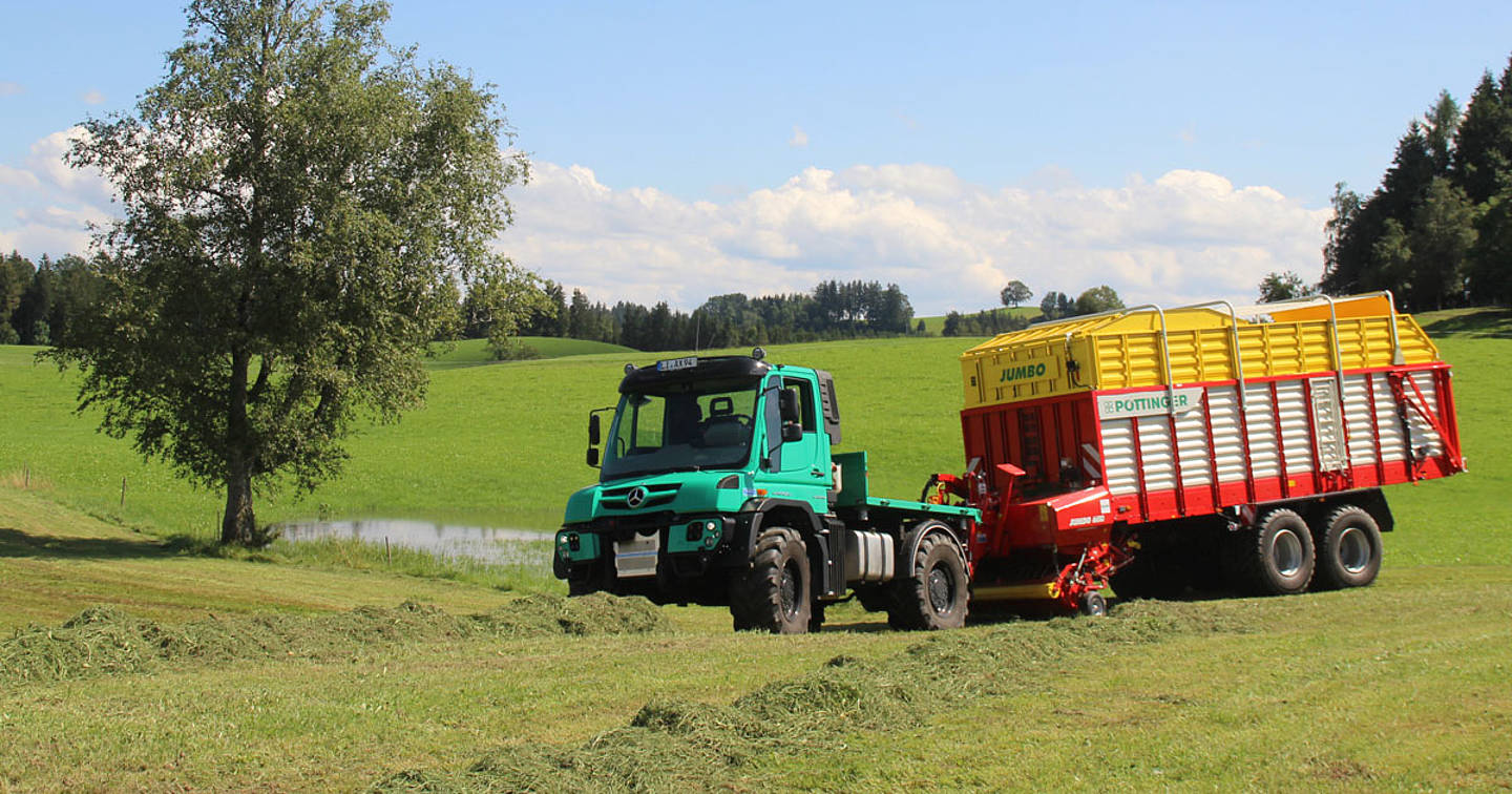 Fodder production with Unimog support.